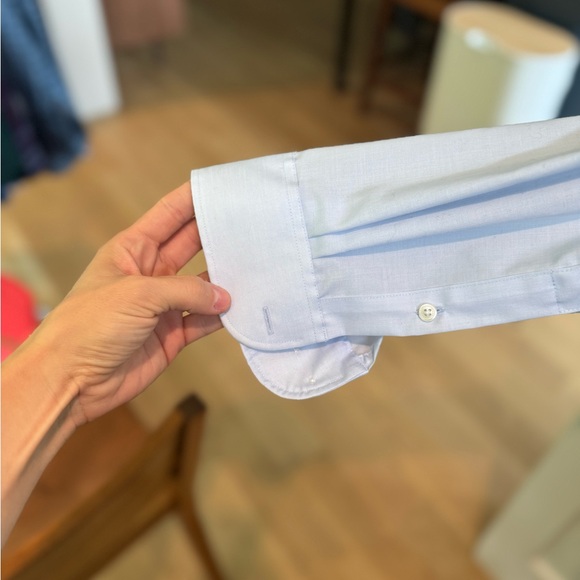 Men’s Tommy Hilfiger Supima Stretch Light Blue Dress Shirt 18.5/ 34-35 - Picture 3 of 5